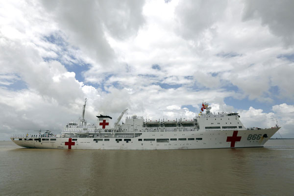 Chinese hospital ship Peace Ark arrives in Yangon