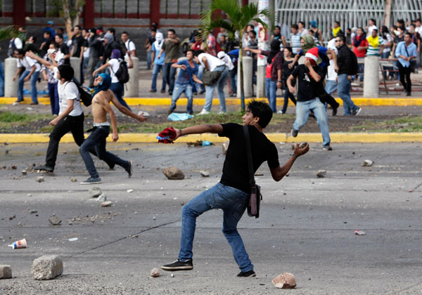 Demonstrators claim an electoral fraud in Honduras