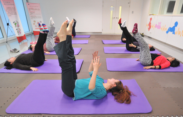 Hospital offers prenatal yoga instruction