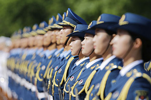 Photo special: Hard training of female SWAT