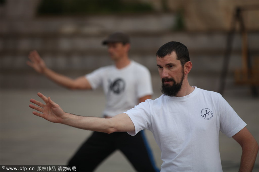 Foreigners flock to taichi school in Shandong