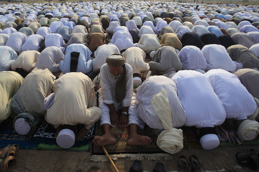 Muslims across the world celebrate Eid al-Adha