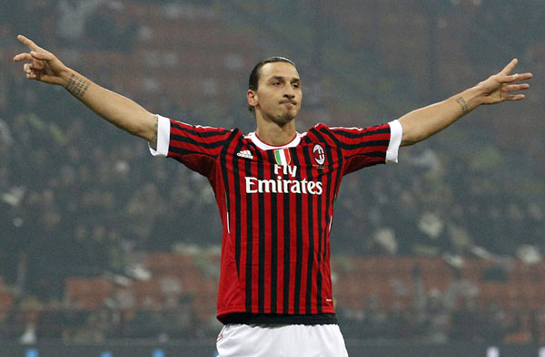 Centurion Ibrahimovic inspires Milan rout