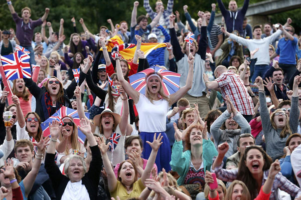 Murray wins his quarter-final at Wimbledon