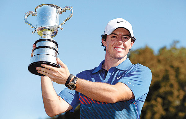 McIlroy snatches victory from Scott