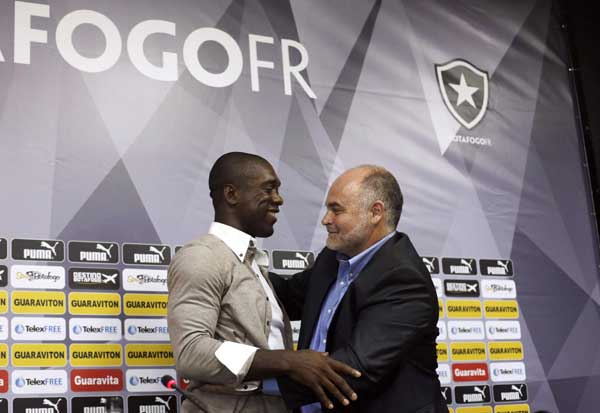 Tearful Seedorf confirms AC Milan manager's job