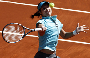 Li Na recovers to reach Madrid Open quarters