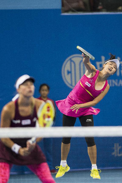 Andrea Hlavackova, Peng Shuai claim title of doubles final at China Open