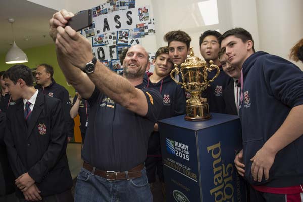 Rugby legend ignites trophy craze