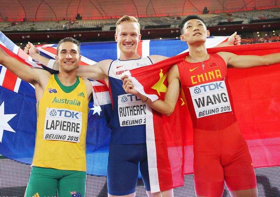 Chinese long jumpers leap to history