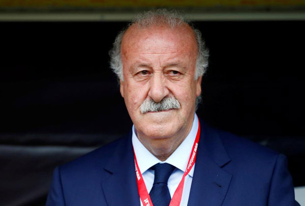 Spain coach Del Bosque confirms retirement