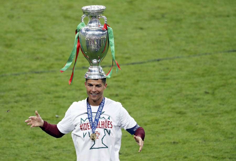 Ronaldo-less Portugal beat hosts France 1-0 to win Euro 2016 title