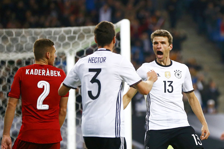 Germany beat Czech Republic 3-0 in World Cup qualifier