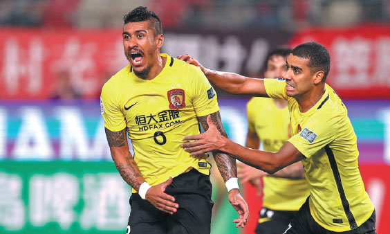 Paulinho powers Evergrande