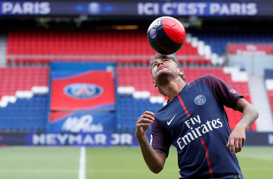 Not yet a great club, PSG signs big coup with Neymar