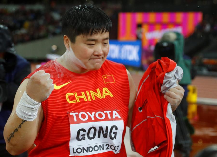 Gong Lijiao wins first shot put world title and China's first gold in London