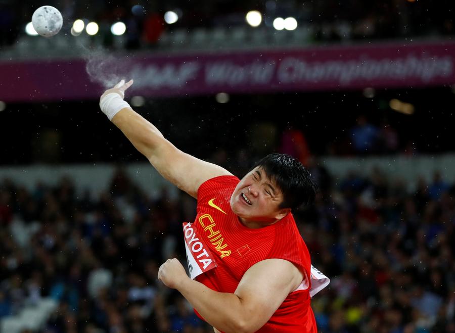 Gong Lijiao wins first shot put world title and China's first gold in London