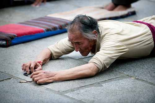 Tibet through the Lenses--Pious Pilgrims