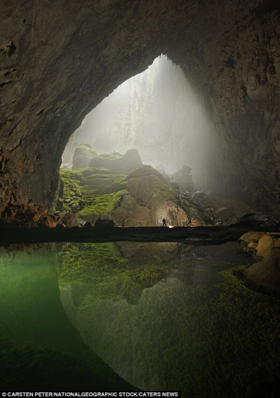 World's biggest cave found in Vietnam