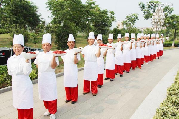 14th Xuyi Crayfish Festival kicks off