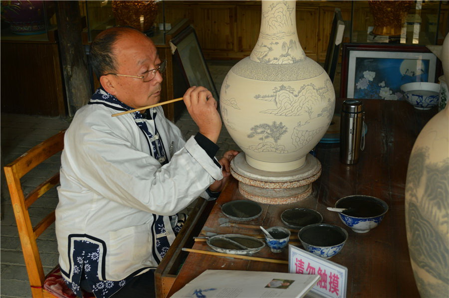 Peeking into the world’s oldest porcelain production line