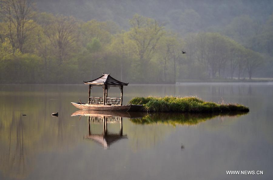 Gorgeous view of Dajiuhu National Wetland Park