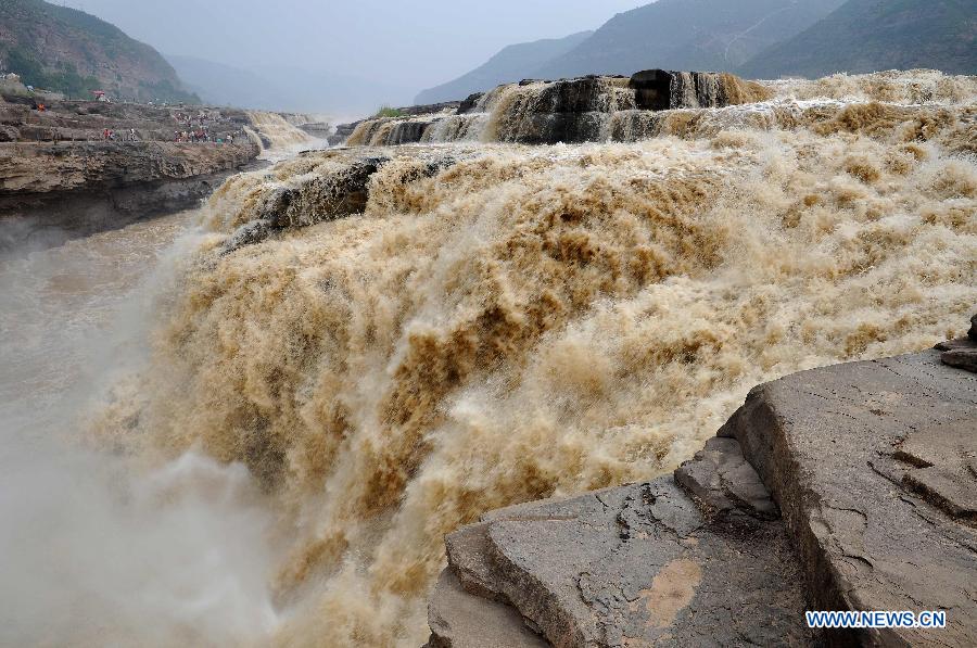 Stunning scenery of Hukou Waterfall