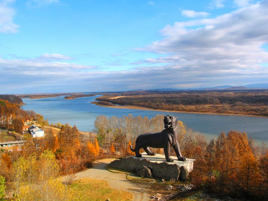 Scenery of Wusuli river along China-Russia border