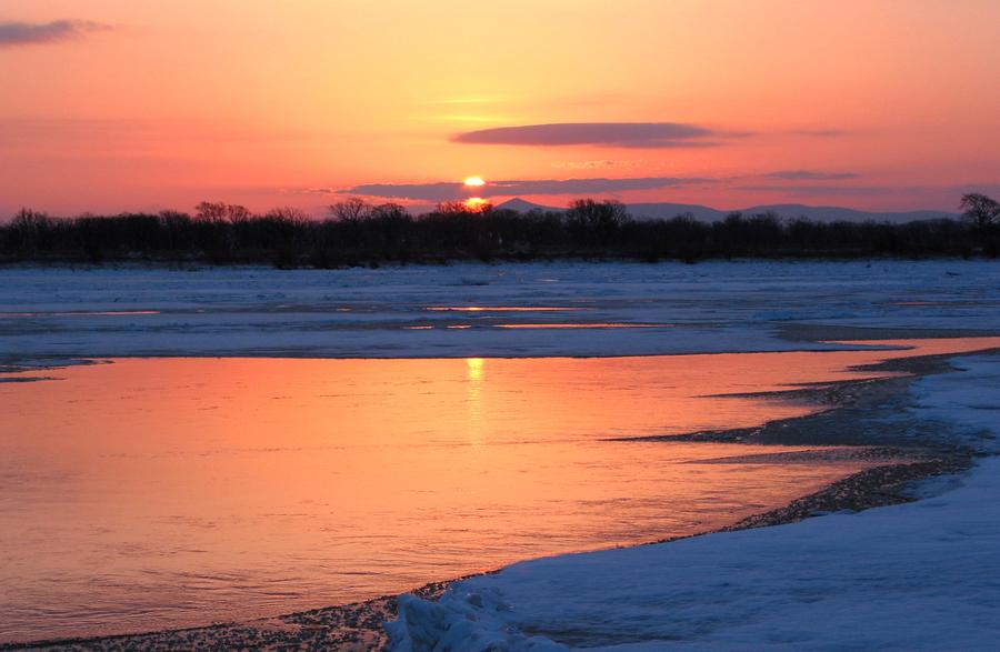 Scenery of Wusuli river along China-Russia border