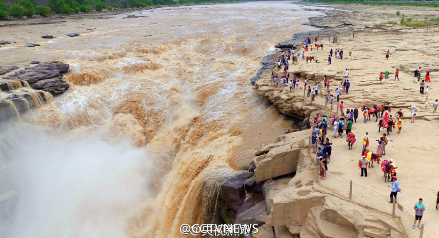 Magnificent view of Hukou Waterfall