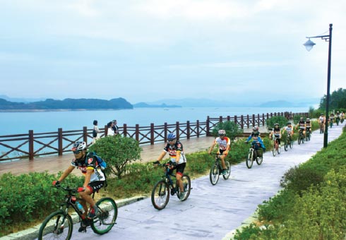 Finding the best way to Qiandao Lake