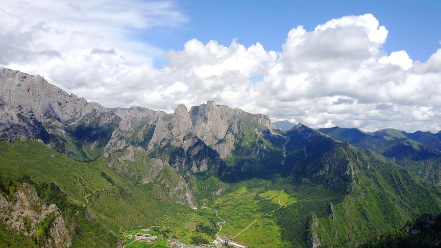 Scenery of Zhagana mountains featuring Tibetan-style villages