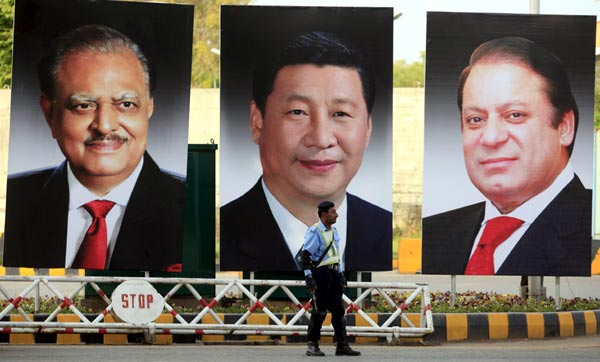 Pakistanis hail Chinese president's article on friendship