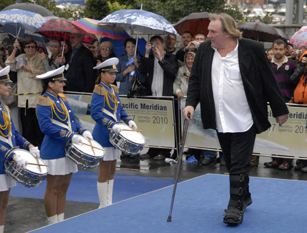 Putin grants French actor Depardieu Russian citizenship