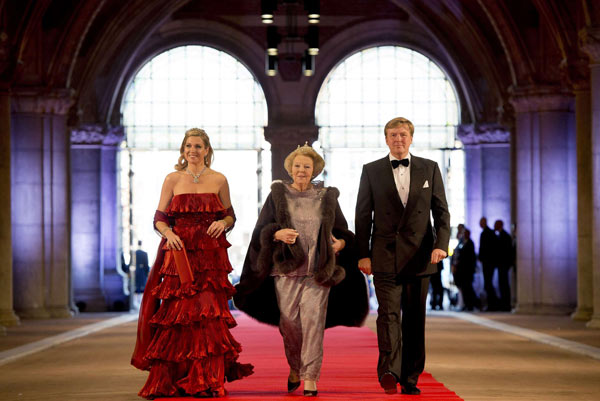 Dutch King Willem-Alexander succeeds mother