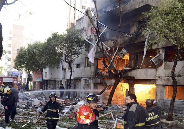 Apartment building blast kills 10 in Argentina