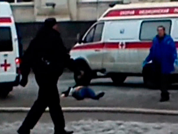 Suicide bomber kills at least 16 at Russian train station