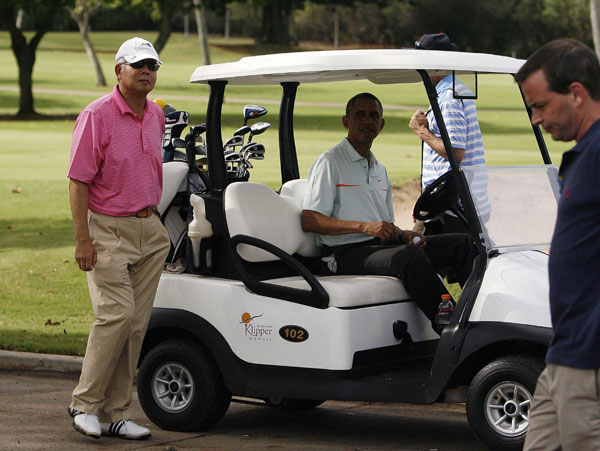 Obama tees off in Hawaii with Malaysian leader