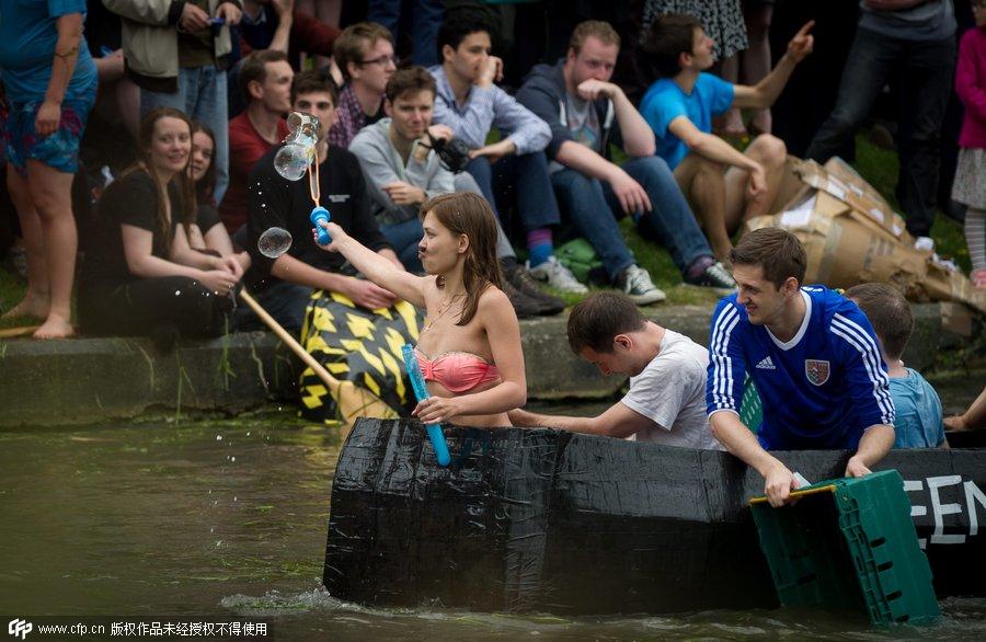 Cambridge students mark end of exam with boat race