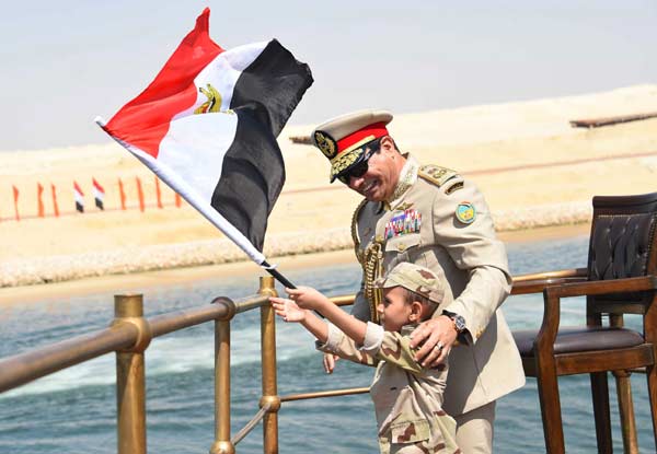 Egyptian president inaugurates $9bn 'new' Suez Canal