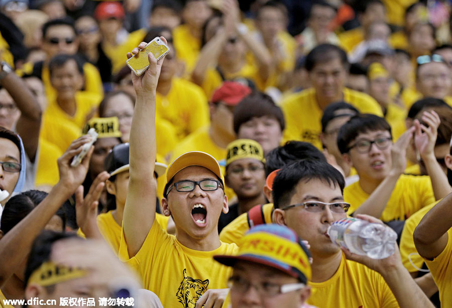 Huge Malaysia rally for Najib's resignation enters 2nd day