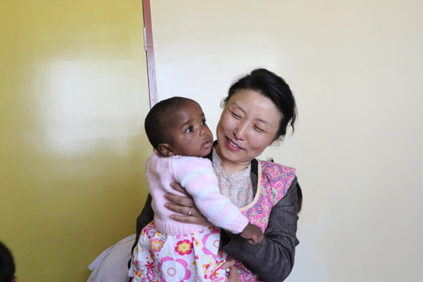 Chinese Embassy helps Kenyan orphans