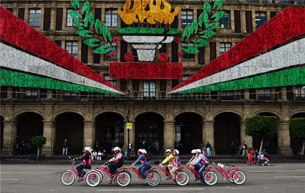 Car-crazy Mexico City celebrates World Carfree Day