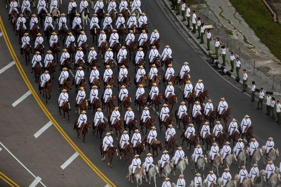 Big rally and military parade in Cuba to mark revolution