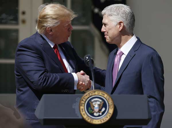 Gorsuch sworn into Supreme Court, restores conservative tilt