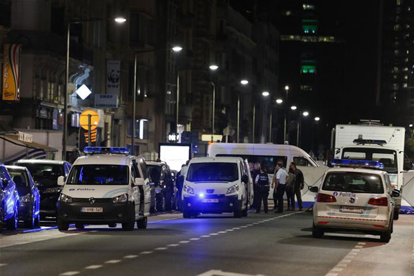 'Terrorist'attacker dies after being shot by soldiers in Brussels